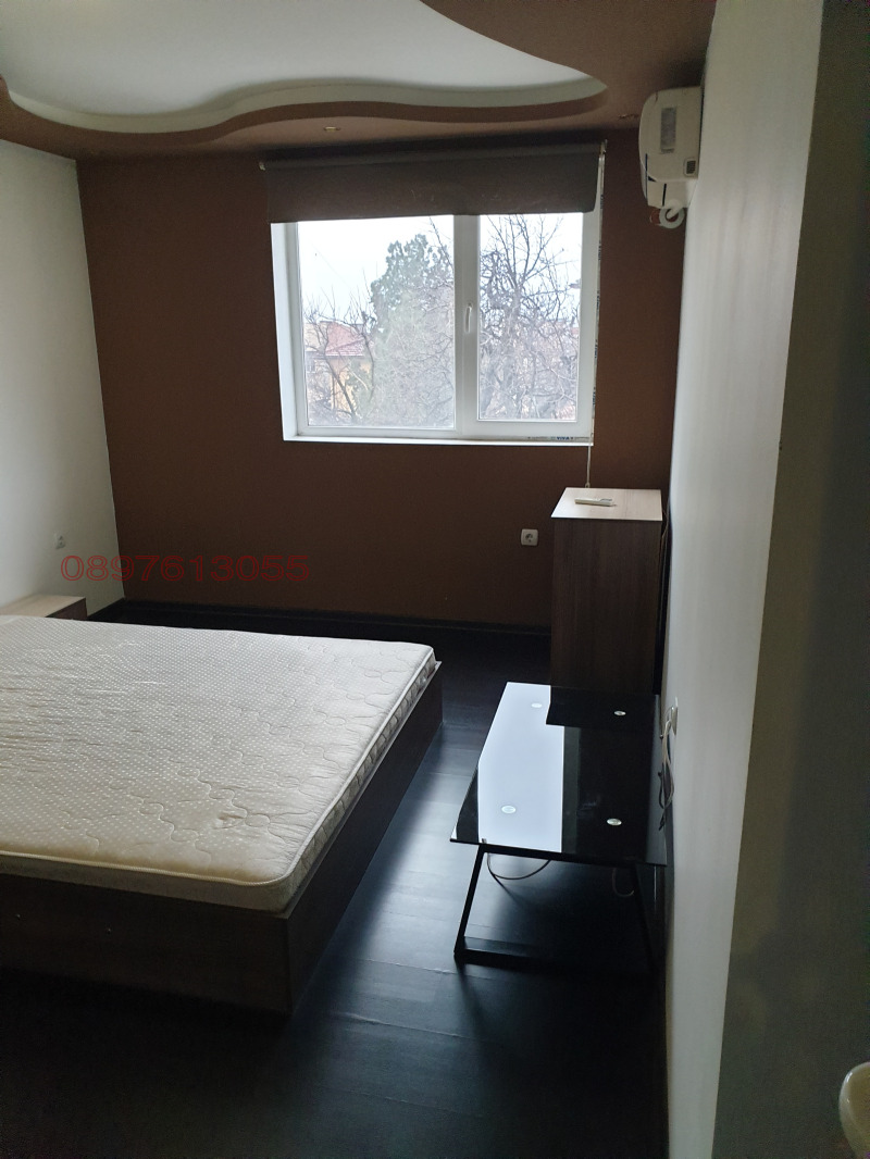 En venta  1 dormitorio Shumen , Dobrudzhanski , 55 metros cuadrados | 96669172