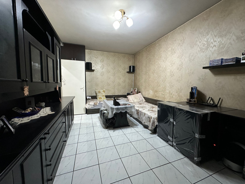 Продава 2-СТАЕН, град София, Дружба 1 • 119500 € / 233721.68 лв. • 49649582 1