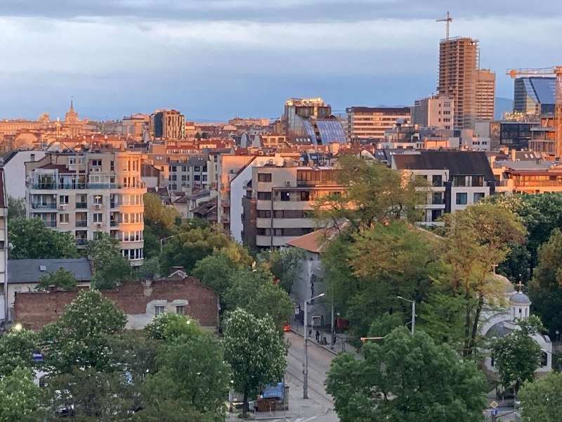 Продава 2-СТАЕН, гр. София, Център