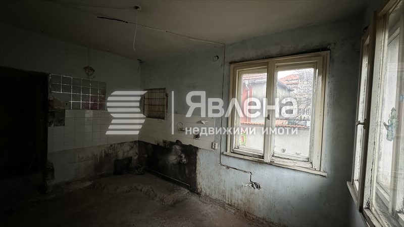 Продава 3-СТАЕН, гр. София, Сухата река, снимка 12 - Апартаменти - 54373486
