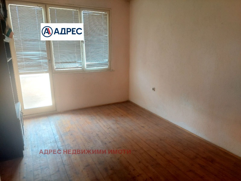 Til salg  Hus Stara Zagora , Kolyo Ganchev , 228 kvm | 65754866 - billede [4]
