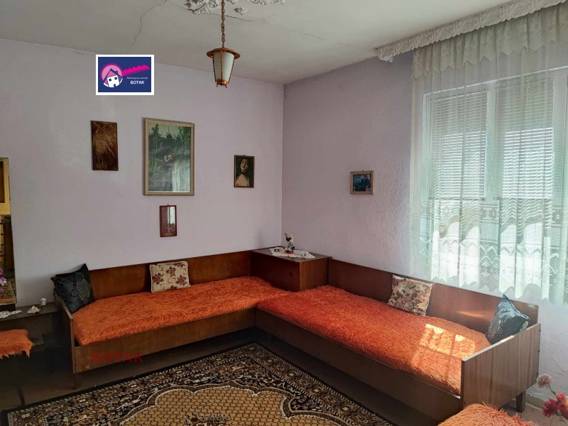 Продава КЪЩА, с. Голямо Белово, област Пазарджик, снимка 11 - Къщи - 54955598