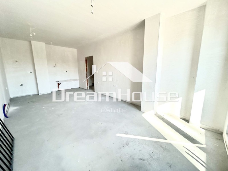 Продава  3-стаен град Пловдив , Тракия , 104 кв.м | 83782068 - изображение [2]