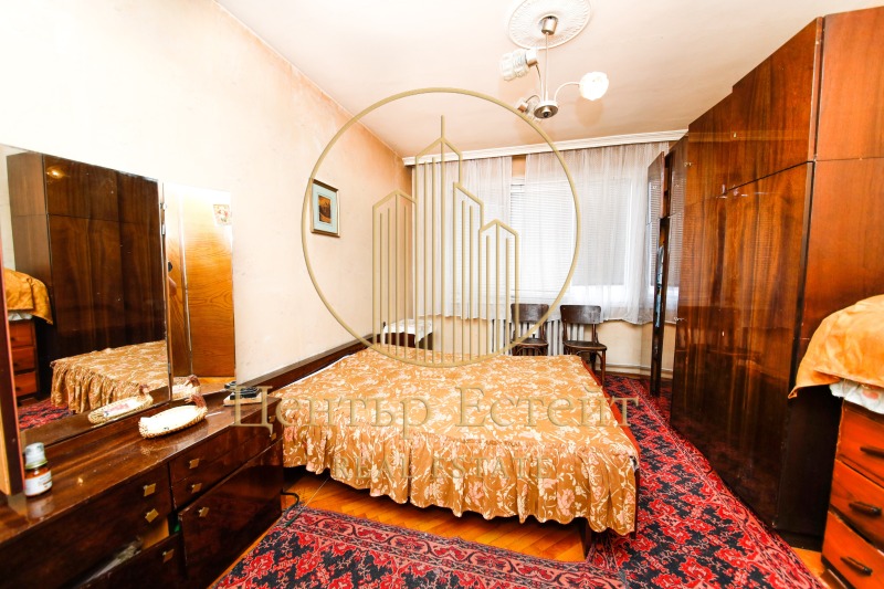 Продава  3-стаен град Плевен , Идеален център , 85 кв.м | 58529351 - изображение [3]