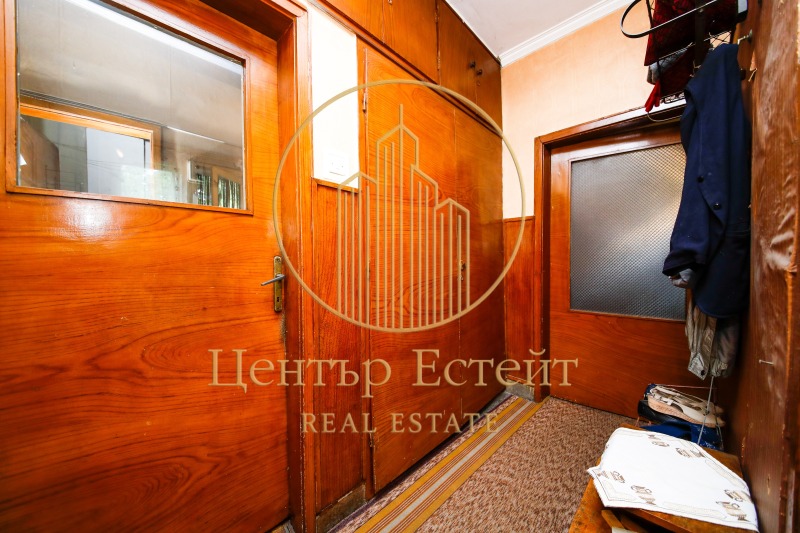 Продава  3-стаен град Плевен , Идеален център , 85 кв.м | 58529351 - изображение [11]
