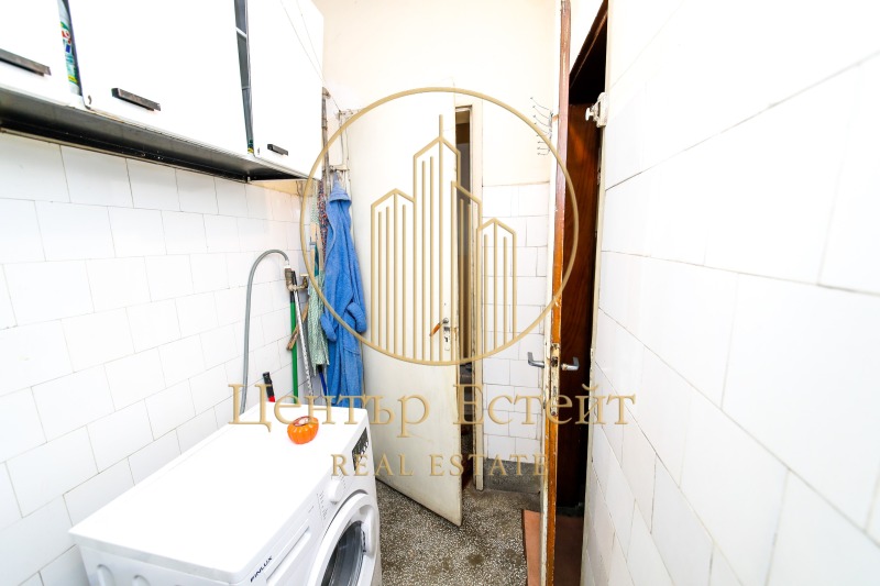 Продава  3-стаен град Плевен , Идеален център , 85 кв.м | 58529351 - изображение [13]