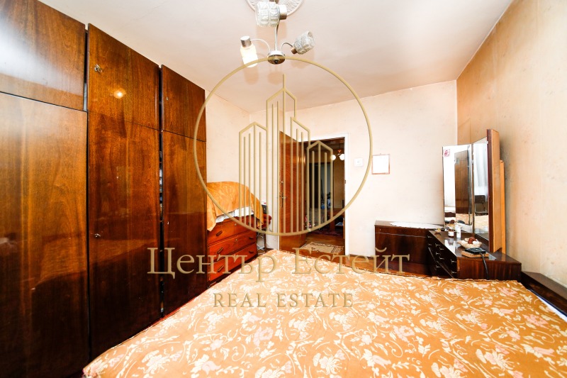Продава  3-стаен град Плевен , Идеален център , 85 кв.м | 58529351 - изображение [4]