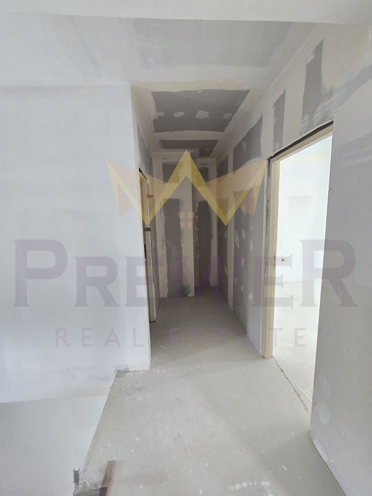 Продава КЪЩА, с. Царичино, област Добрич, снимка 13 - Къщи - 54111392