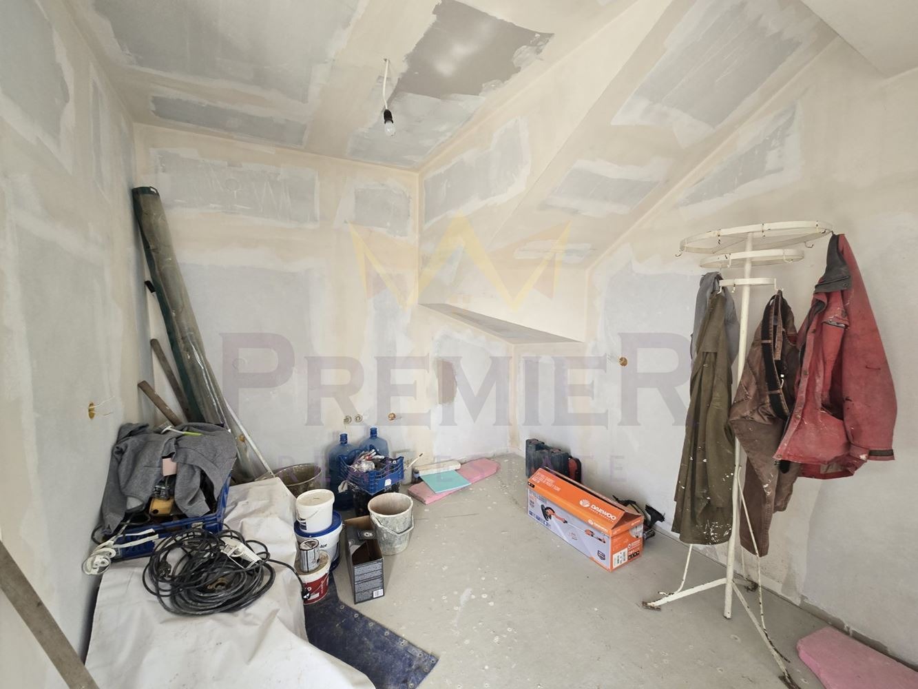 Продава КЪЩА, с. Царичино, област Добрич, снимка 6 - Къщи - 54111392