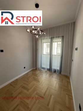 2 camere da letto Tsentar, Sofia 9