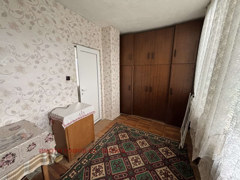 Myytävänä  1 makuuhuone Stara Zagora , Tri tšutšura - jug , 58 neliömetriä | 89960714 - kuva [9]
