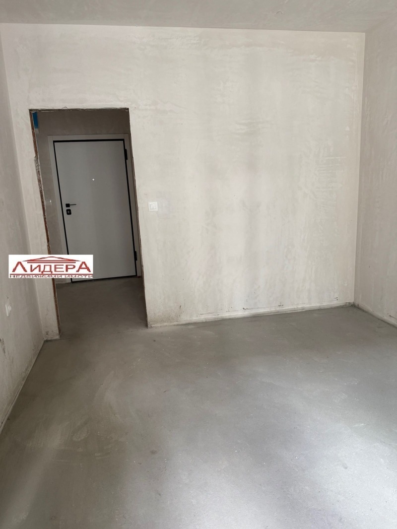 Продава 2-СТАЕН, град Пловдив, Тракия • 99999 € / 195581.04 лв. • 42639752 1