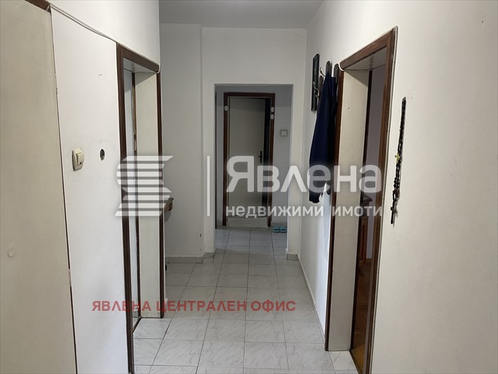 Продава 3-СТАЕН, гр. Перник, Рено, снимка 5 - Апартаменти - 53429368