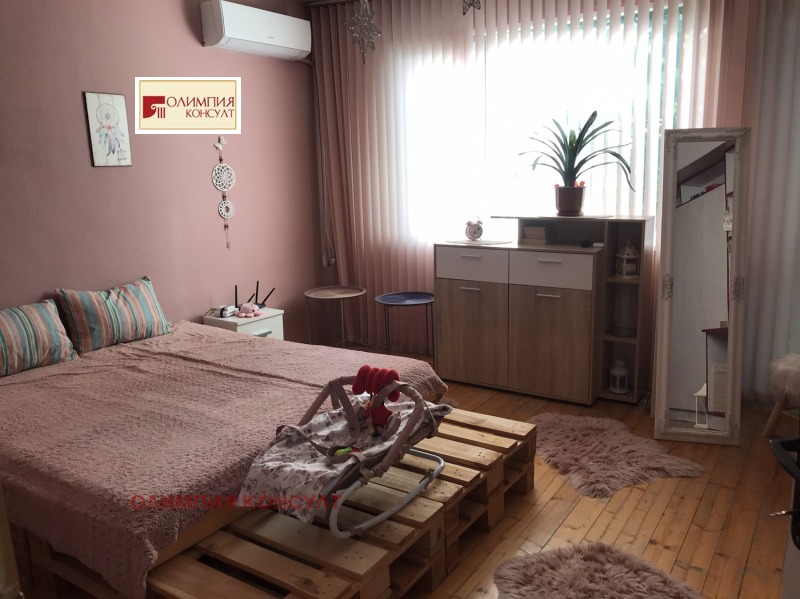 For Sale  House Floor Plovdiv , Tsentar , 126 sq.m | 44236019 - image [5]