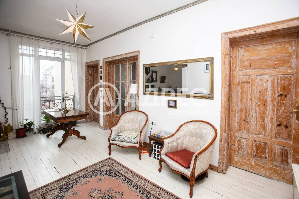 Продава МНОГОСТАЕН, гр. София, Център, снимка 6 - Апартаменти - 54110864