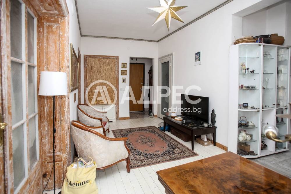 Продава МНОГОСТАЕН, гр. София, Център, снимка 2 - Апартаменти - 54110864