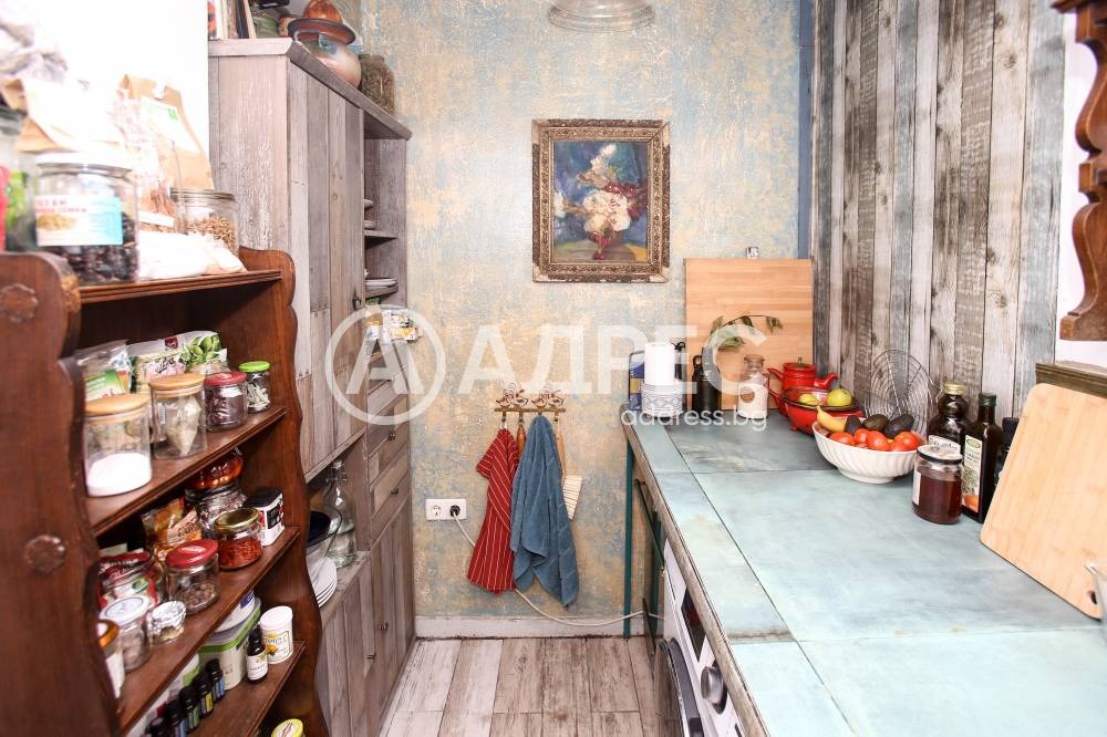 Продава МНОГОСТАЕН, гр. София, Център, снимка 10 - Апартаменти - 54110864