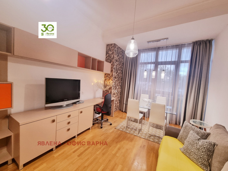 Продава 2-СТАЕН в град Варна, к.к. Св.Св. Константин и Елена - 65 кв.м / 204 000 € » 398 989.32 лв., ЯВЛЕНА - ОФИС ВАРНА
