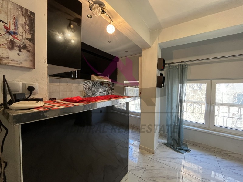 На продаж  2 спальні Варна , Лятно кино Тракия , 116 кв.м | 53476775 - зображення [4]