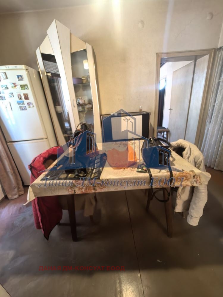 Na prodej  Podlaha domu Šumen , Centar , 80 m2 | 35694513