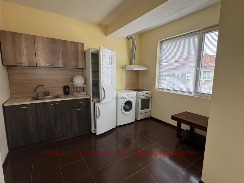 Продава ЕТАЖ ОТ КЪЩА, гр. Търговище, Център