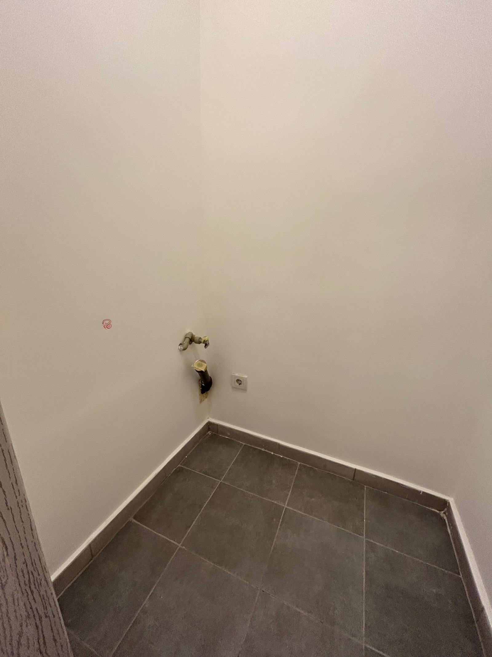 Продава 2-СТАЕН, гр. Севлиево, област Габрово