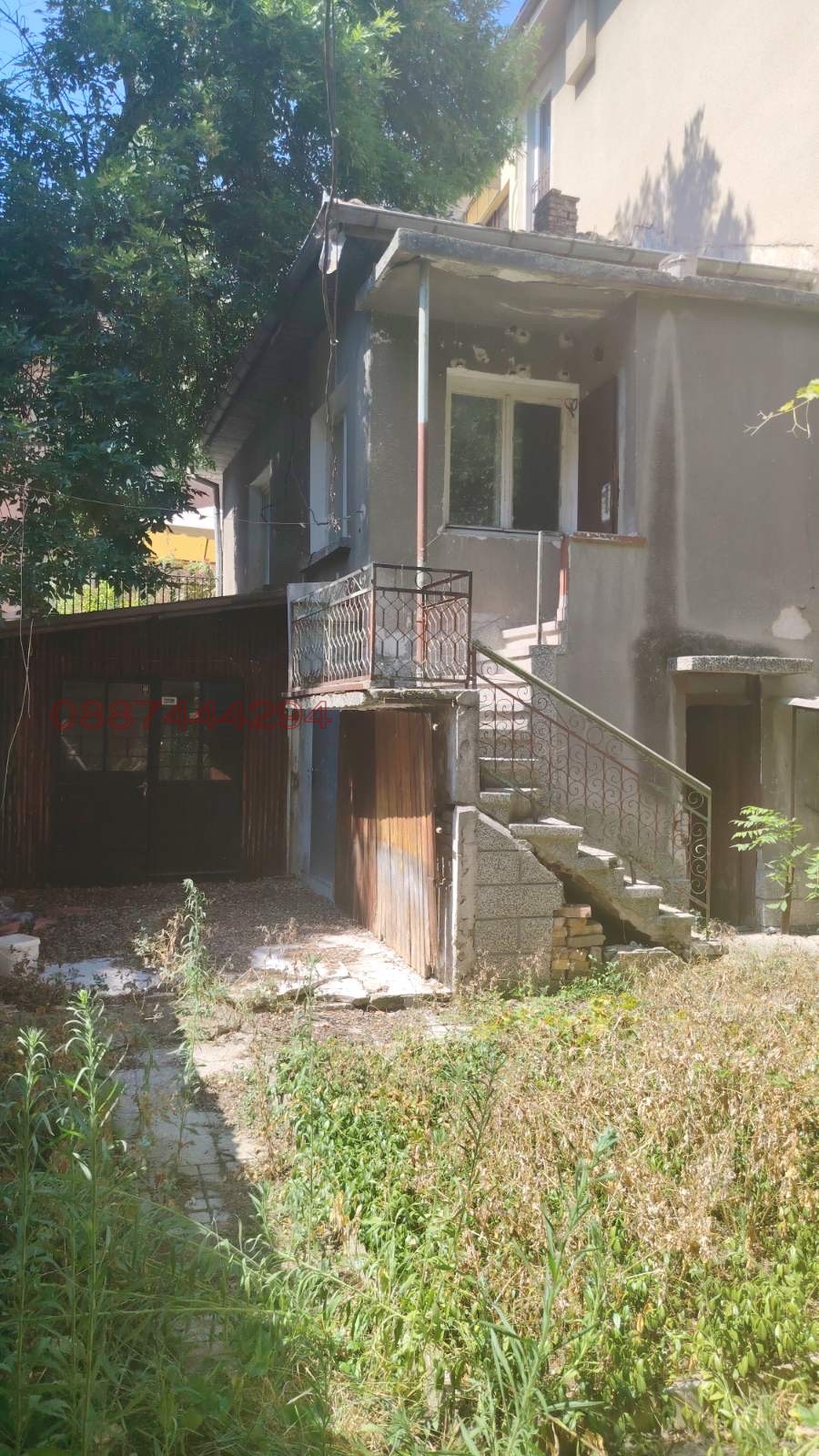 Продава КЪЩА, гр. Плевен, Идеален център, снимка 2 - Къщи - 54286130