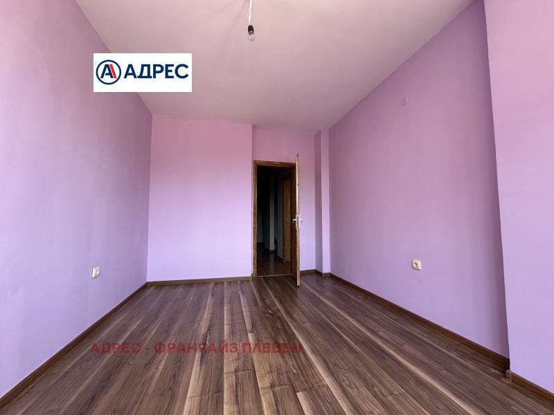 Eladó  2 hálószobás Pleven , Sirok centar , 82 négyzetméter | 28289574 - kép [3]