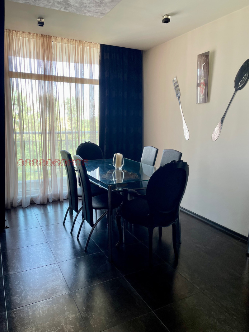 Продава 3-СТАЕН, област Бургас, к.к. Слънчев бряг • 199500 € / 390188.08 лв. • 23193975 1