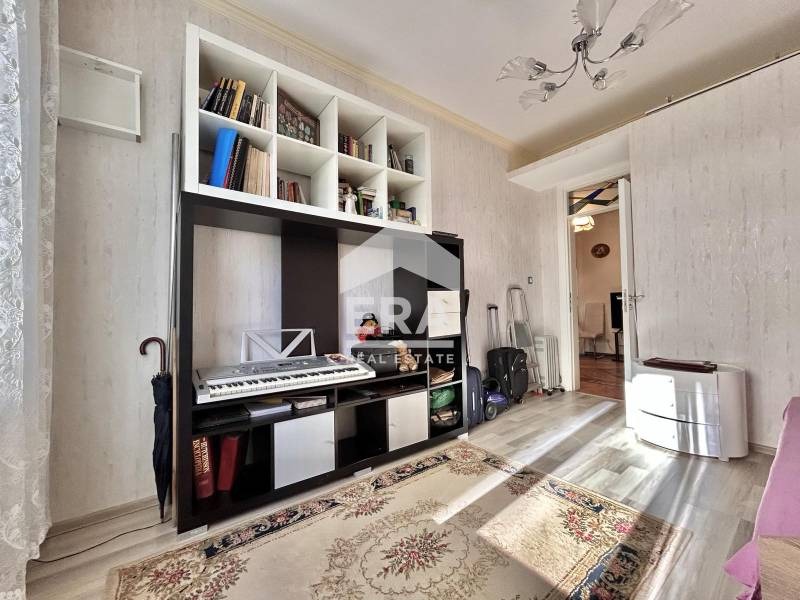 Продава  4-стаен град София , Център , 76 кв.м | 79590852 - изображение [7]