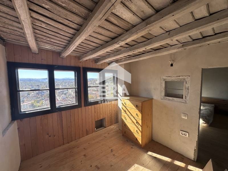 Продава КЪЩА, гр. Велико Търново, Варуша, снимка 2 - Къщи - 52810303