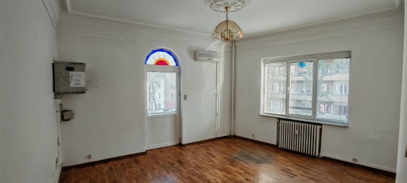 Продава МНОГОСТАЕН в град София, Център - 171 кв.м / 665 000 € » 1 300 626.95 лв., ИРИДА НЕДВИЖИМИ ИМОТИ