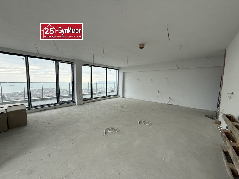 Продава 4-СТАЕН, гр. Варна, Бриз, снимка 3 - Апартаменти - 53595044