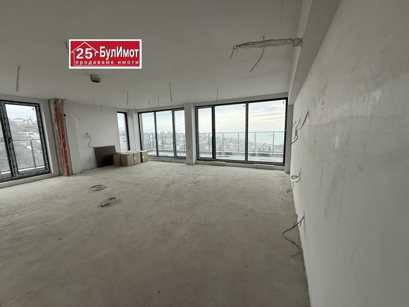 Продава 4-СТАЕН, гр. Варна, Бриз, снимка 2 - Апартаменти - 53595044