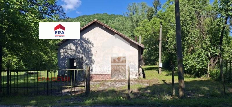 Продава КЪЩА, с. Сопот, област Ловеч, снимка 2 - Къщи - 55345993