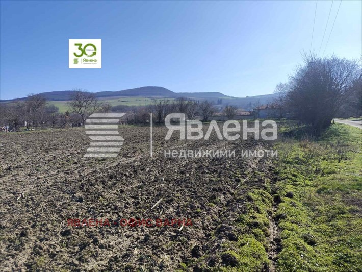 Продава ПАРЦЕЛ, с. Габърница, област Варна