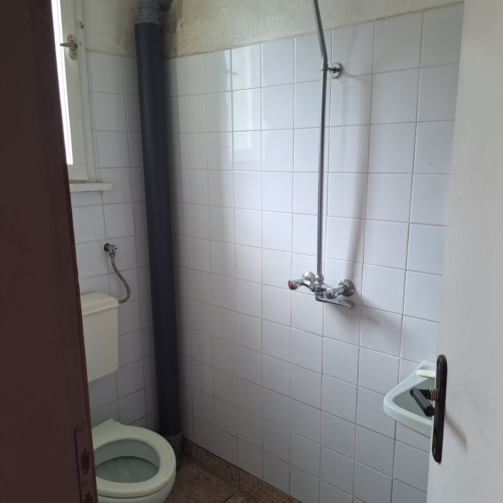 Продава КЪЩА, гр. Перник, Църква, снимка 10 - Къщи - 53631604