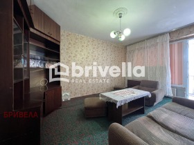 Studio undefined