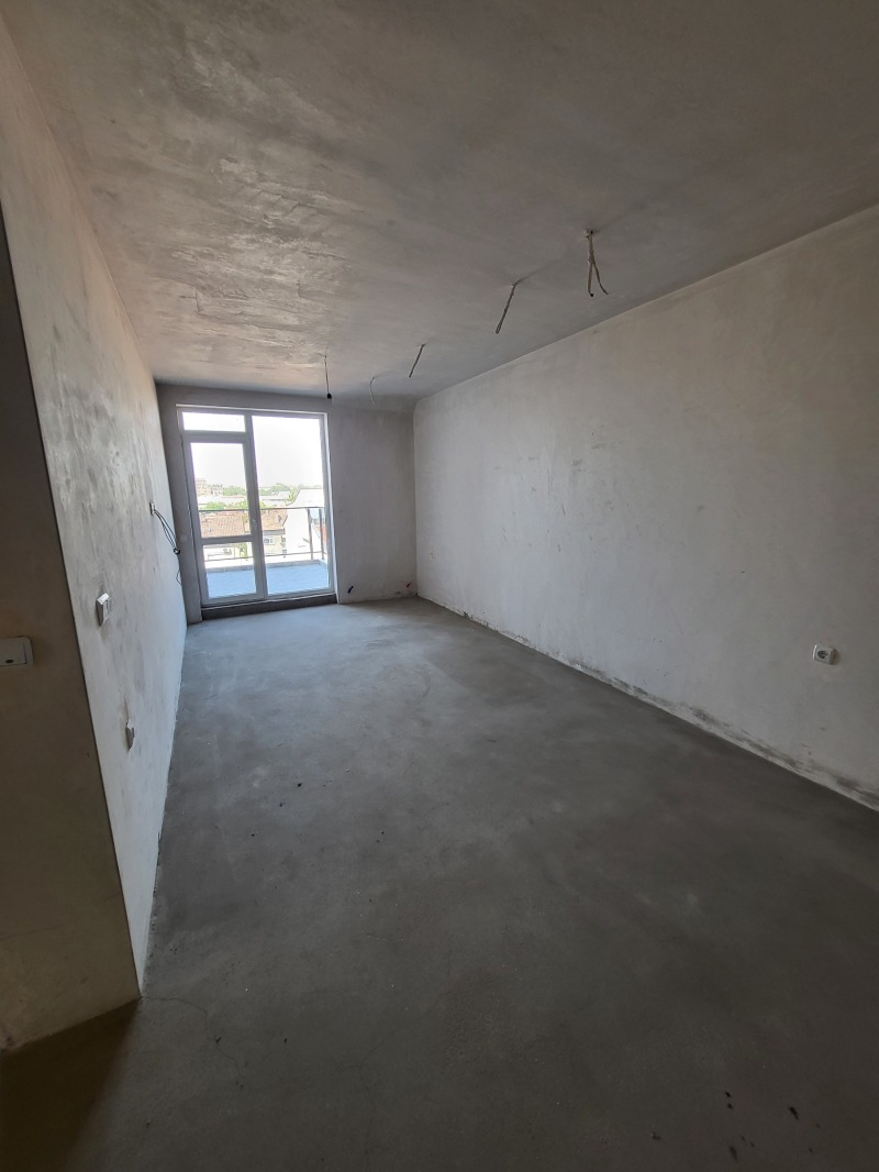 Продава  4-стаен град Плевен , Идеален център , 144 кв.м | 70333206 - изображение [2]