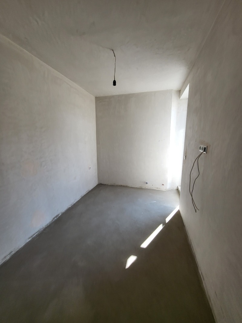 Продава  4-стаен град Плевен , Идеален център , 144 кв.м | 70333206 - изображение [11]