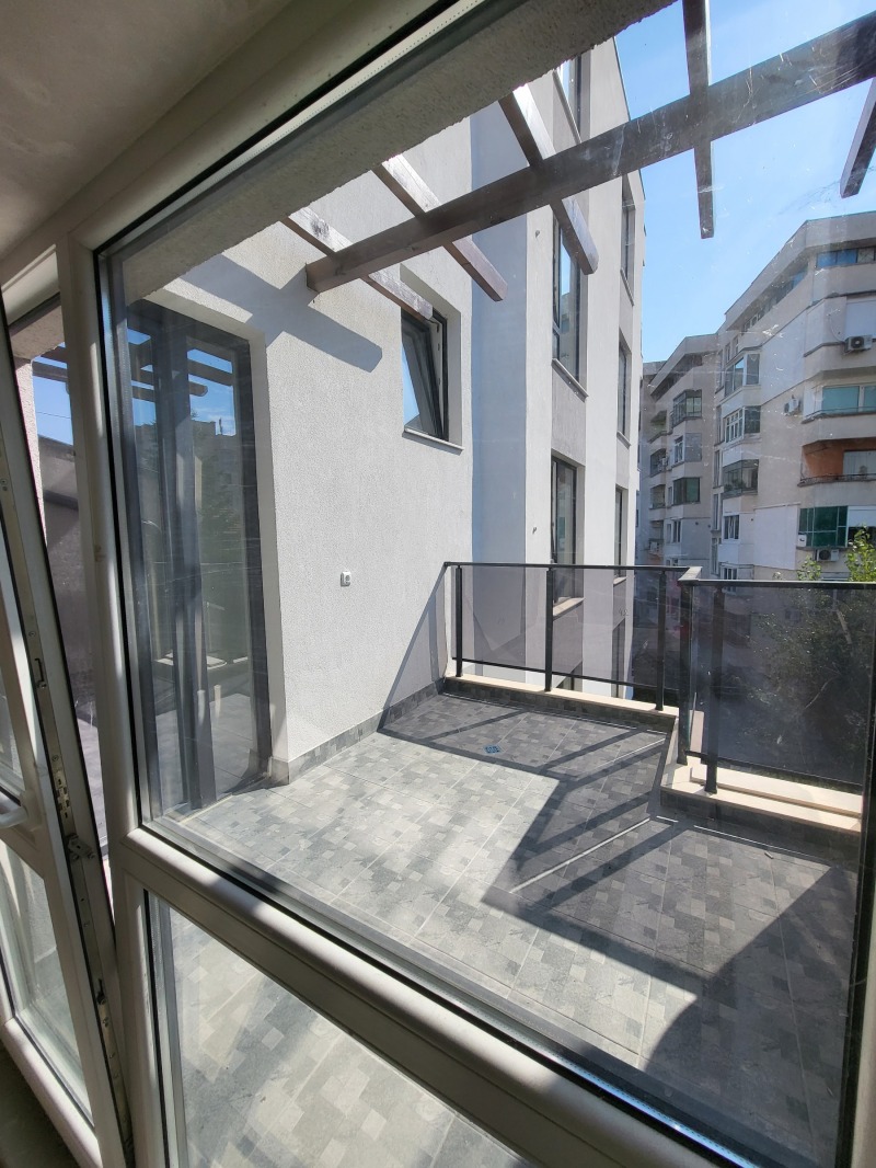 Продава  4-стаен град Плевен , Идеален център , 144 кв.м | 70333206 - изображение [13]