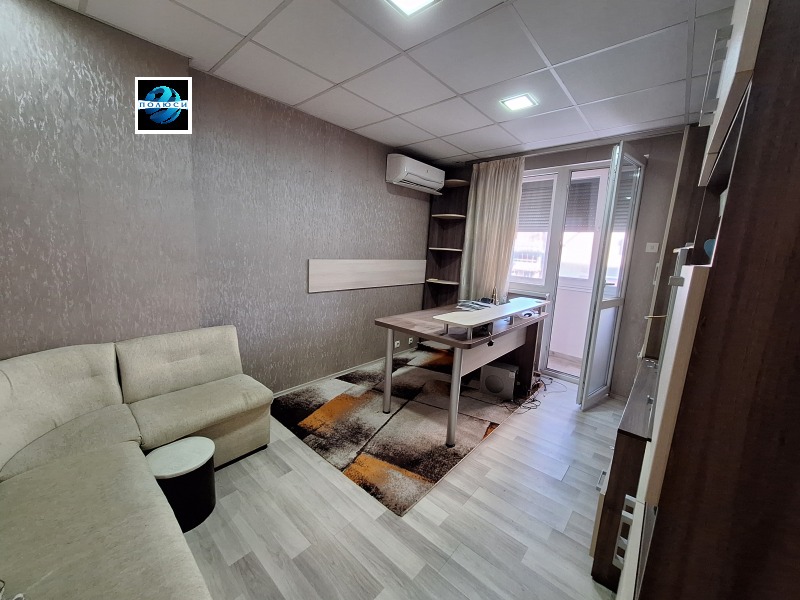 Продава 4-СТАЕН, гр. София, Оборище, снимка 5 - Апартаменти - 52509425