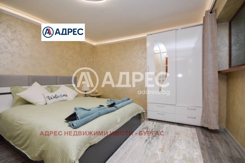 Myytävänä  3+ makuuhuone Burgas , Tsentar , 92 neliömetriä | 70296472 - kuva [12]