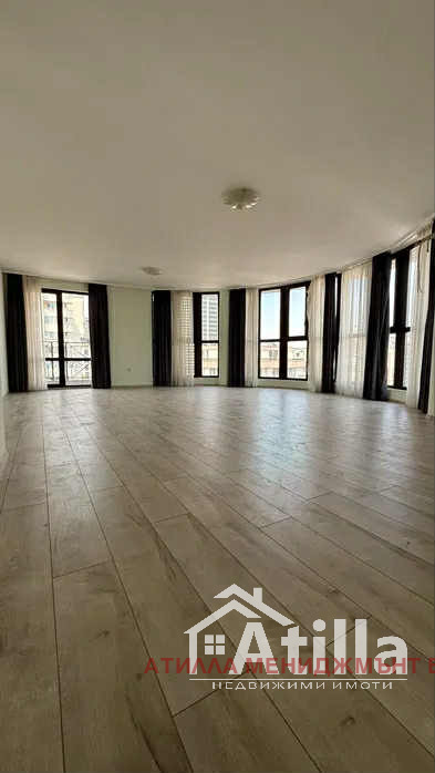 Продава  Многостаен град Пловдив , Кършияка , 192 кв.м | 88511407 - изображение [2]
