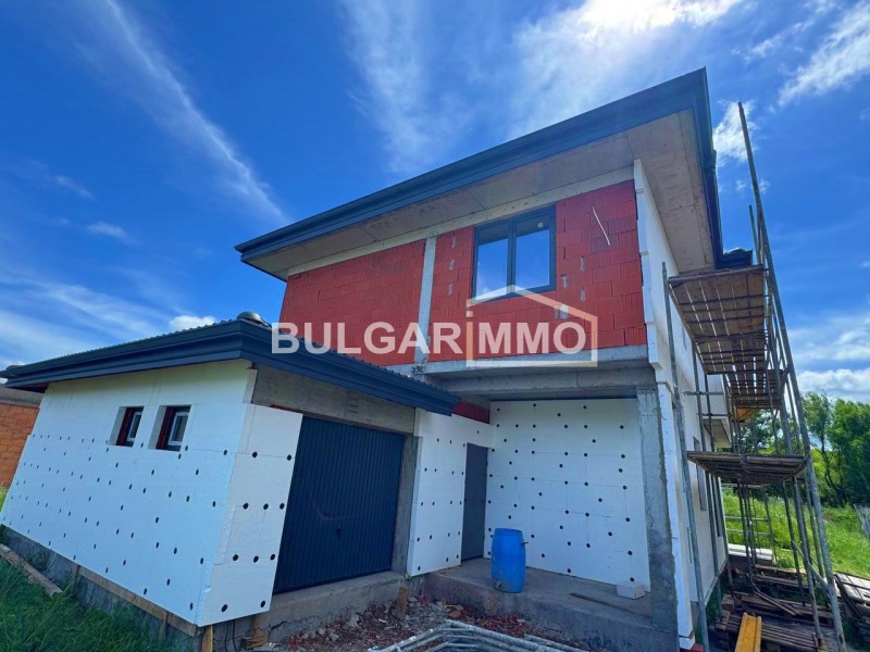 Til salg  Hus region Sofia , Bozhurishte , 216 kvm | 63529114