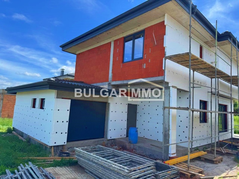 Til salg  Hus region Sofia , Bozhurishte , 216 kvm | 63529114 - billede [2]
