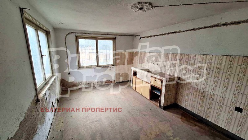 Продава КЪЩА, с. Граф Игнатиево, област Пловдив, снимка 14 - Къщи - 52196051