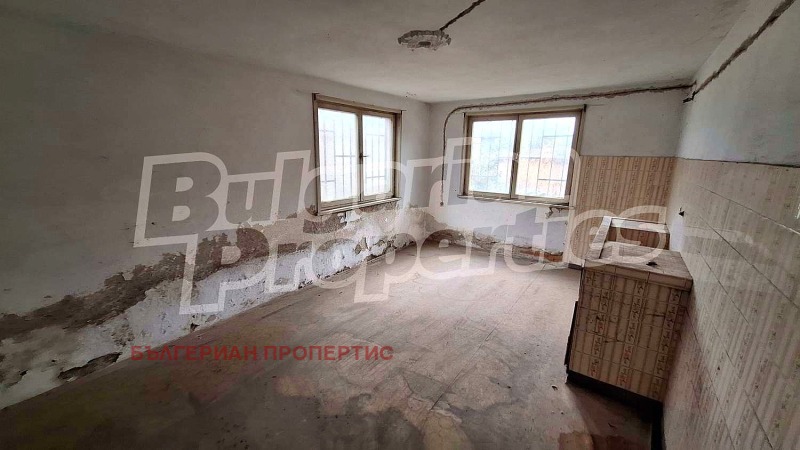 Продава КЪЩА, с. Граф Игнатиево, област Пловдив, снимка 4 - Къщи - 52196051