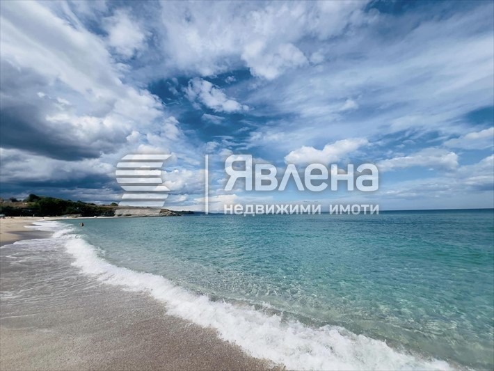 Продава ПРОМ. ПОМЕЩЕНИЕ, с. Лозенец, област Бургас