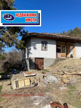 Casa Gorski dolen Trambech, região Veliko Tarnovo 1